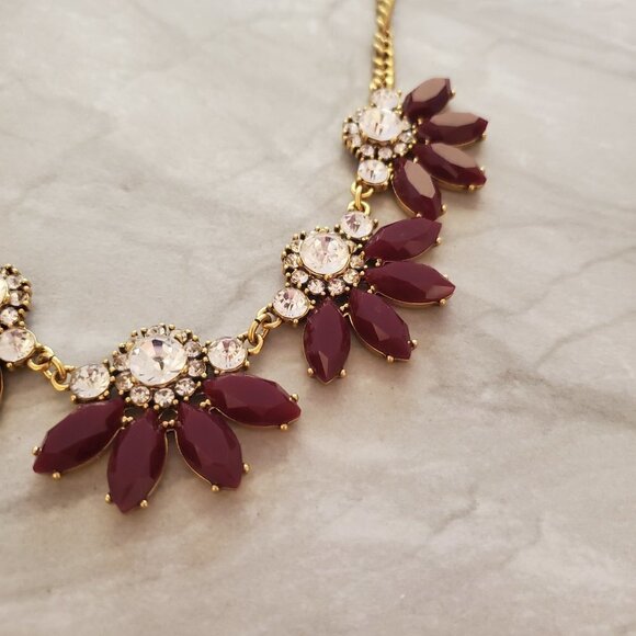 💖 J.Crew Dark Maroon Red Rhinestone Crystal Pave Fan Cluster Statement Necklace - Picture 5 of 13
